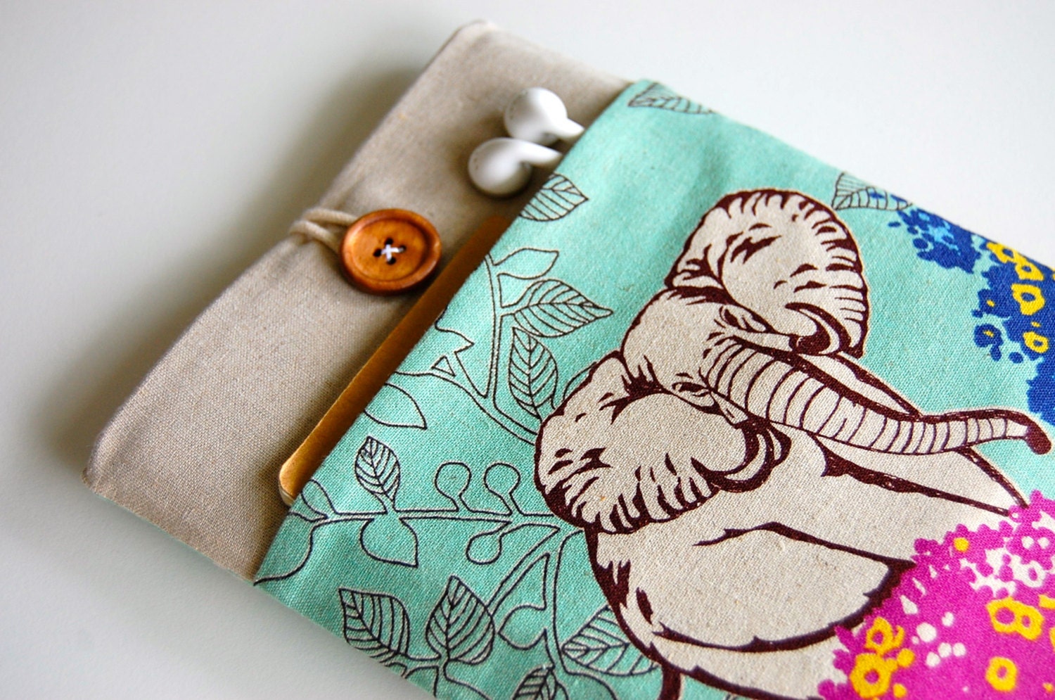 Elephant iPad Mini Case Cover Padded 7 inch Tablet Sleeve with Pocket