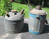 Set of 2 oil cans, rustic beauties, blue paint, both functional, wooden handles, cute watering cans