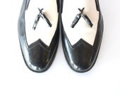 80s Black and White Tuxedo Loafers - Vintage Slip On Flats with Tassels