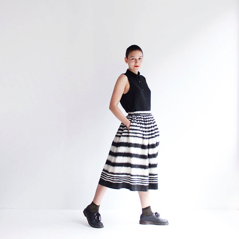 50's stripped skirt - vintage - black and white - full skirt - pockets - high waist
