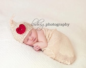 Valentine Knit Baby Hat - White Kiss Hat with Red Heart for Newborn, Photography Prop