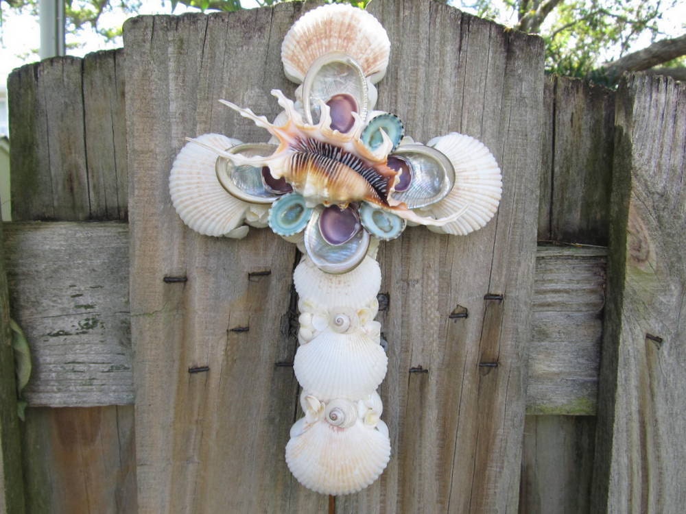 Beach Decor Scorpion Lambis Shell Art Cross
