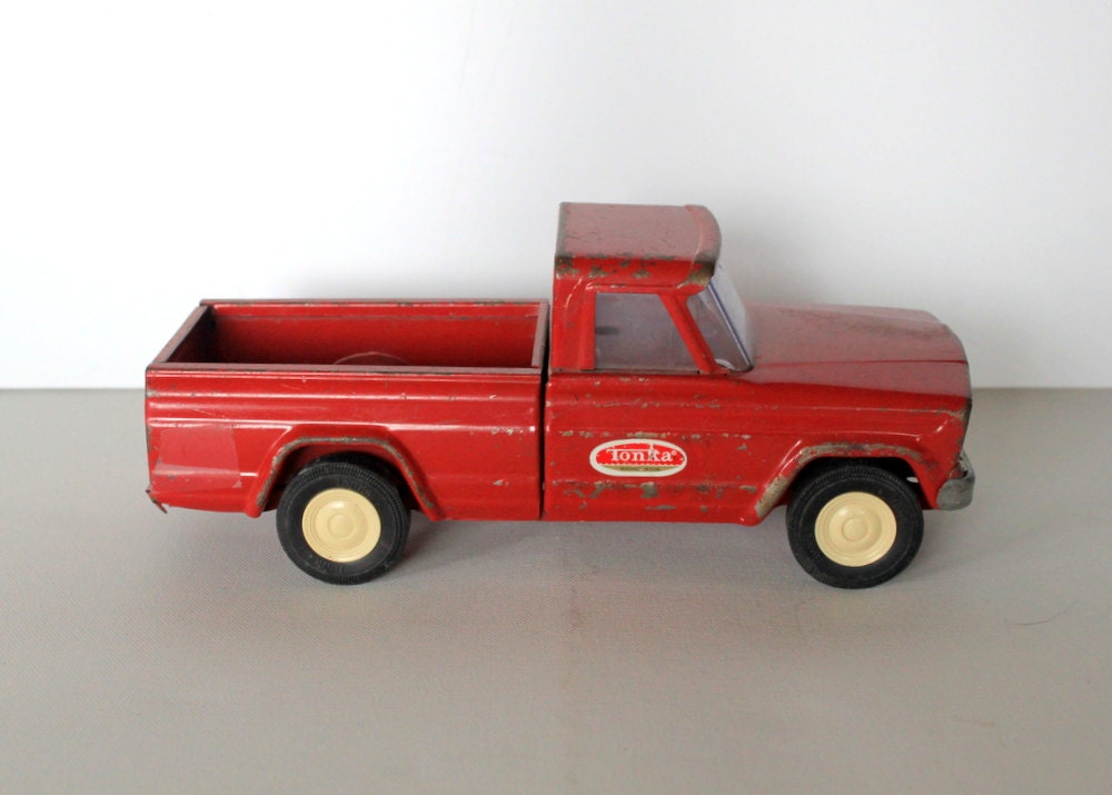 vintage tonka jeep truck