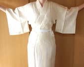 White Nagajuban Underkimono Robe From Japan