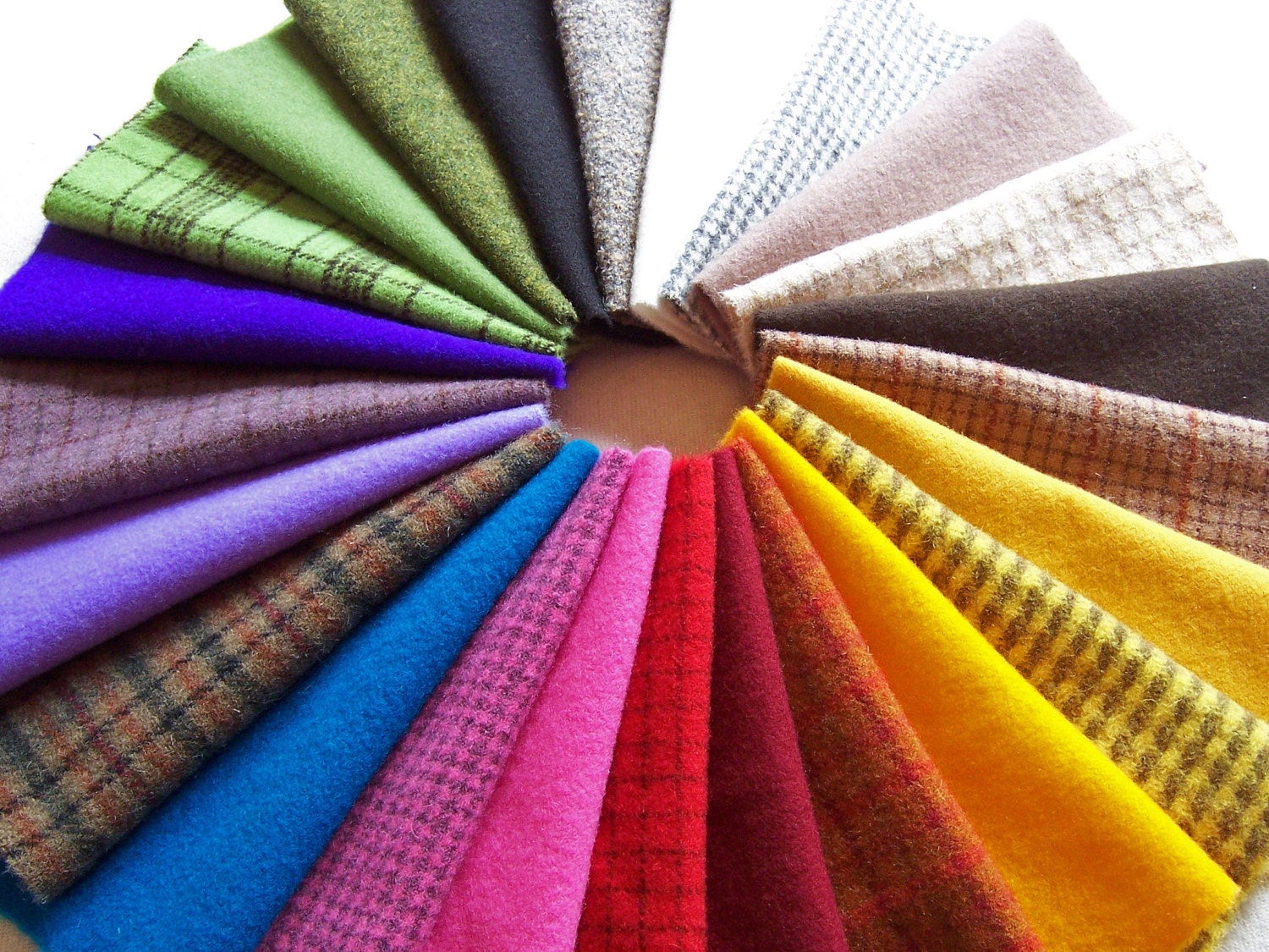 Hand Dyed Wool Fabric, 8in.x 8in. for Applique, Penny Rugs, Sewing Projects / W1332