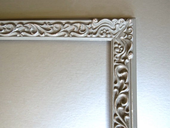 Vintage Gray Frame, Ornate Frame, Shabby and Chic, Cottage Chic, Paris Apartment, French Country, French Linen