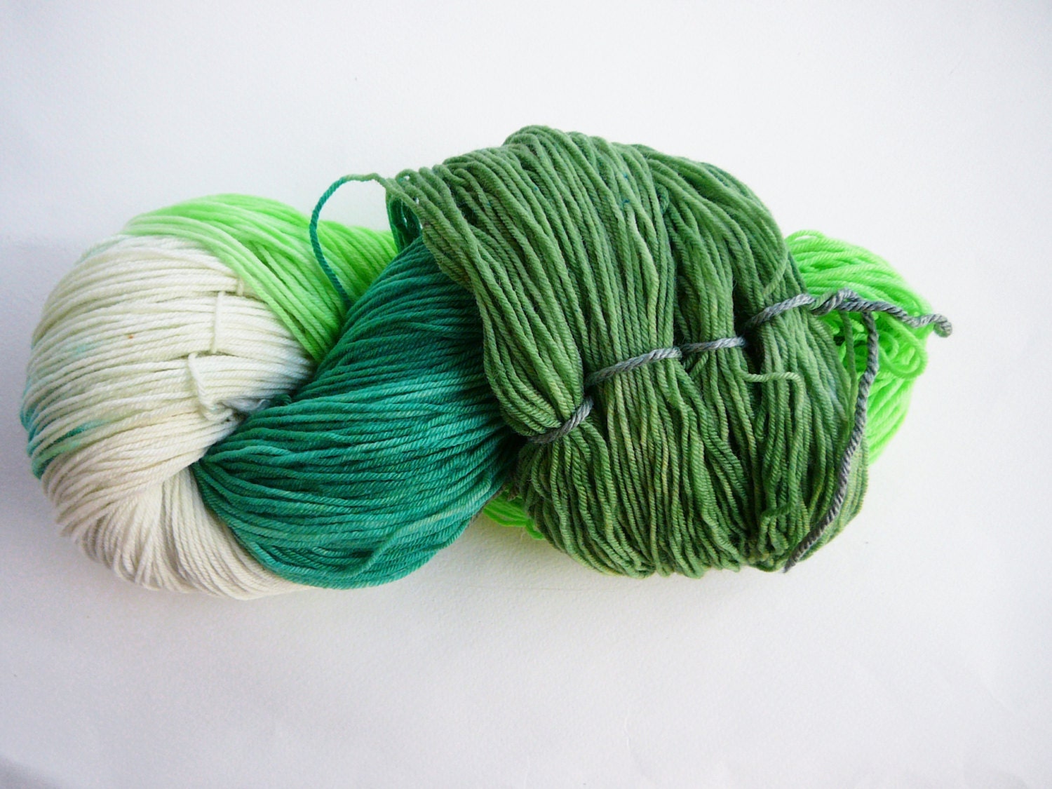 Fingering weight hand painted superwash merino/nylon sock yarn  Creeper  463 yards, 100g