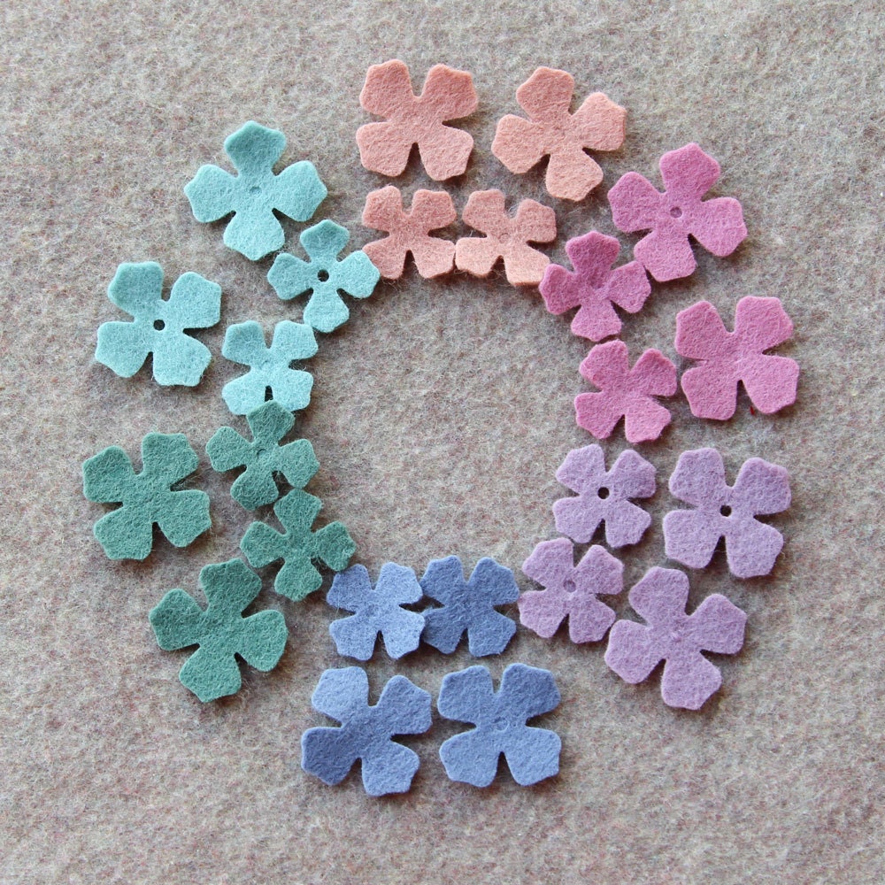 Watercolors - Lilacs - 48 Die Cut Wool Blend Felt Flowers