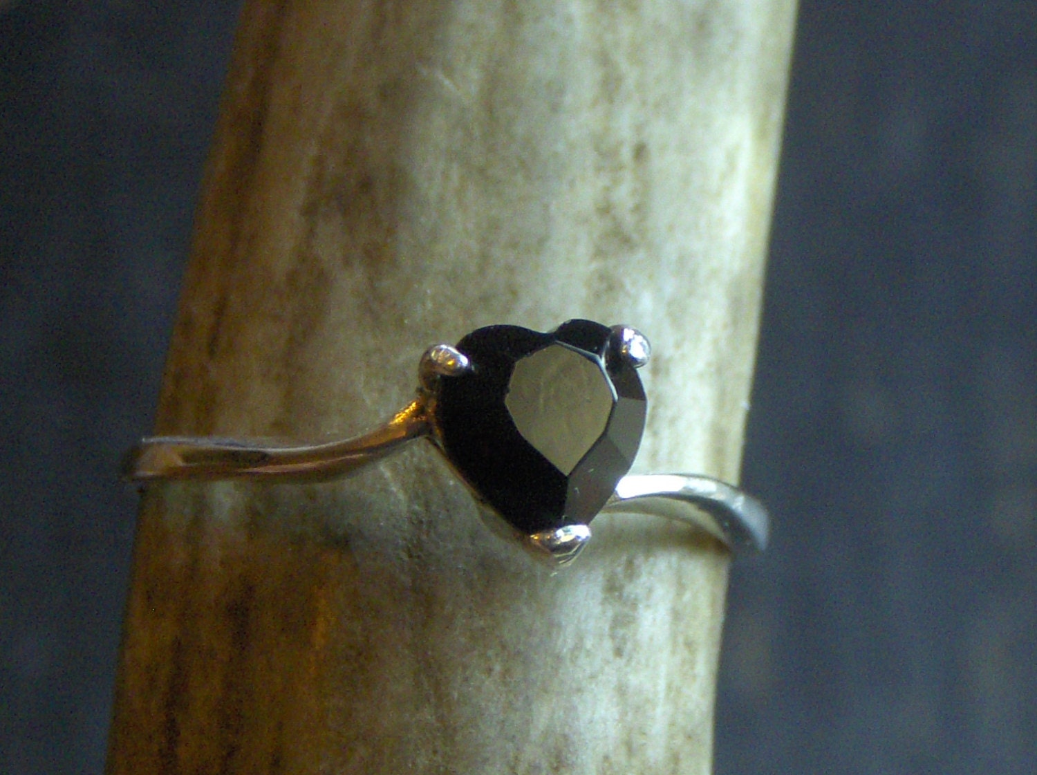 Solitaire Heart Shaped genuine Red Garnet Vintage sterling silver princess cut Gemstone engagement ring estate jewelry. Mother's Day gift