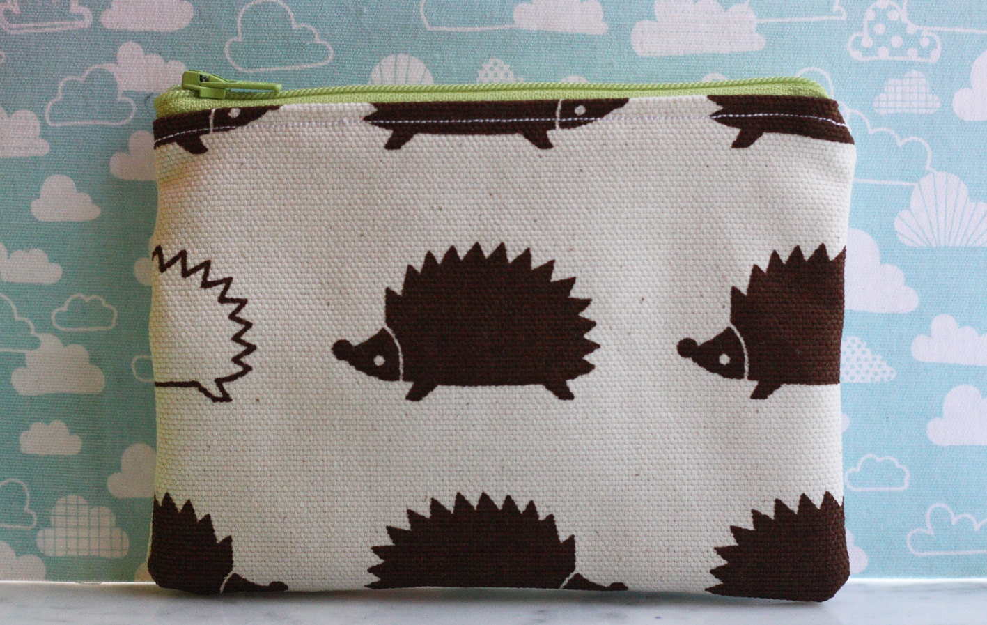 Zipper pouch, coin purse, pouch - Cotton canvas Hedgehog Print Natural