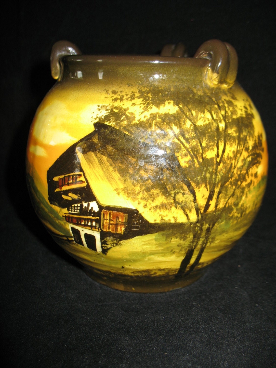 Round ball shape Schramberg Germany Majolica Vase