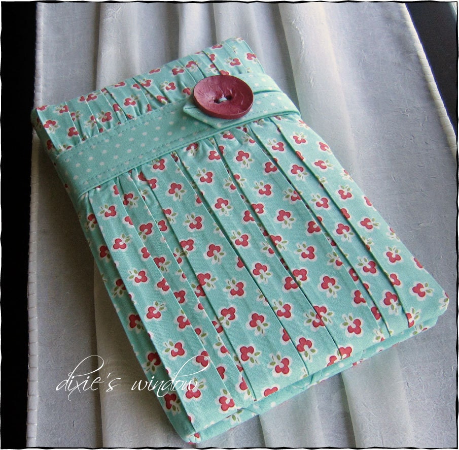 iPad Mini - Kindle 3G - Kindle Fire - Nook Tablet - Nook Color - Nook Simple Touch - Kindle Touch Gathered Book Style Case