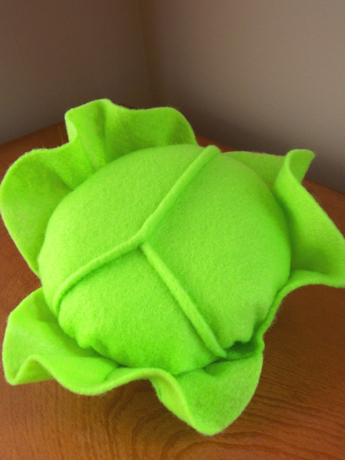 Felt Play Food Lettuce Eco Friendly Pretend Toy for Childrens Toy Kitchen - Stuffed with Bamboo Fiber