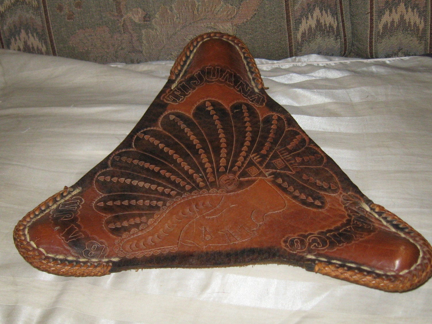 VINTAGE Hand  Tooled  MEXICAN LEATHER Saddle  Seat Folding Stool chair Rustic decor