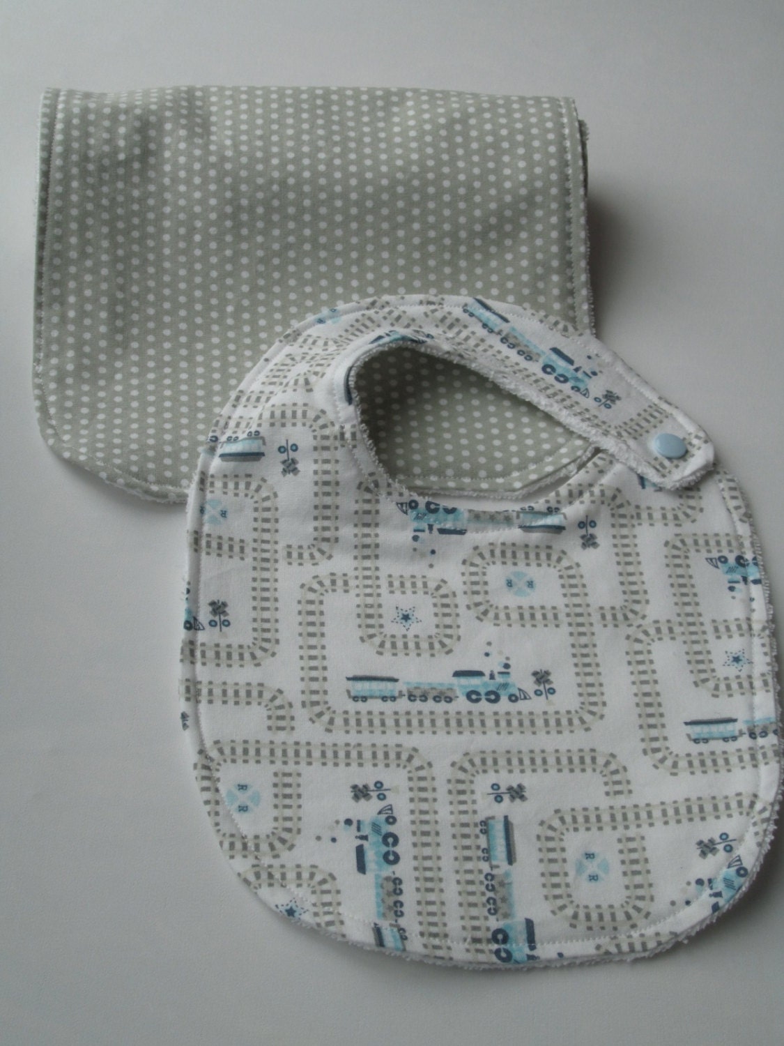 Trains Blue and Gray Baby Bib and Burp Cloth Set - sasaoriginals Trains Blue and Gray Baby Bib and Burp Cloth Set - sasaoriginals