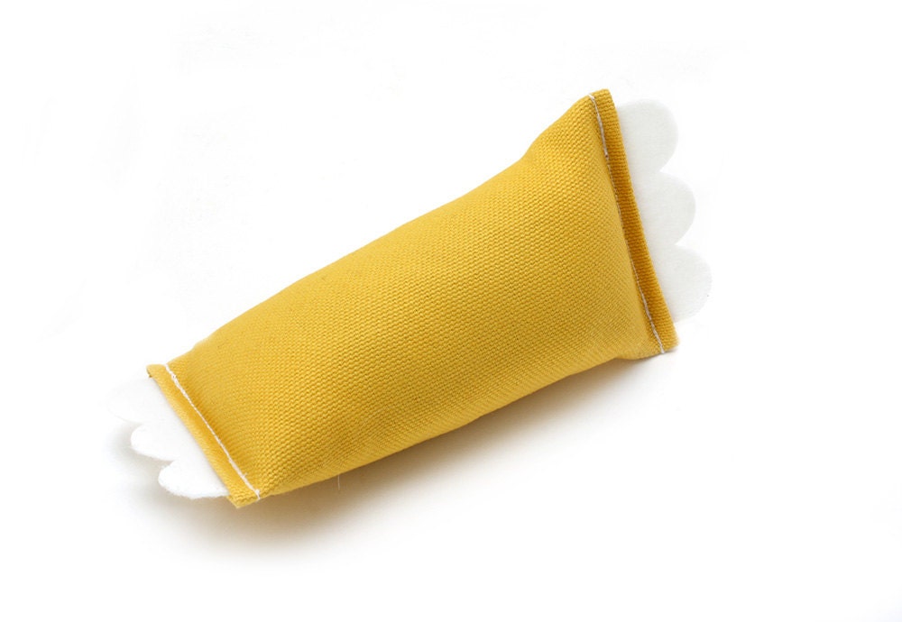 Small ModKicker Catnip Cat Toy (Lemon Yellow)