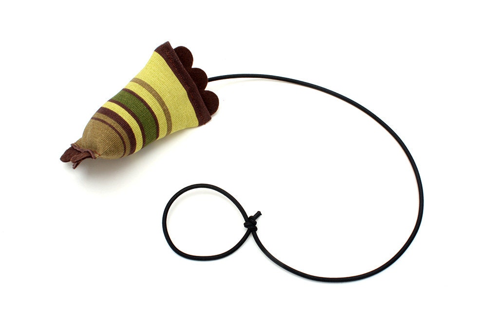 DoorShaker Door-hanging Catnip Rattle Toy for Cats (Chocolate Lime Stripe)