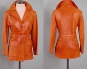 Vintage 70s caramel leather Jacket / Buttery soft and perfectly worn / Fitted blazer