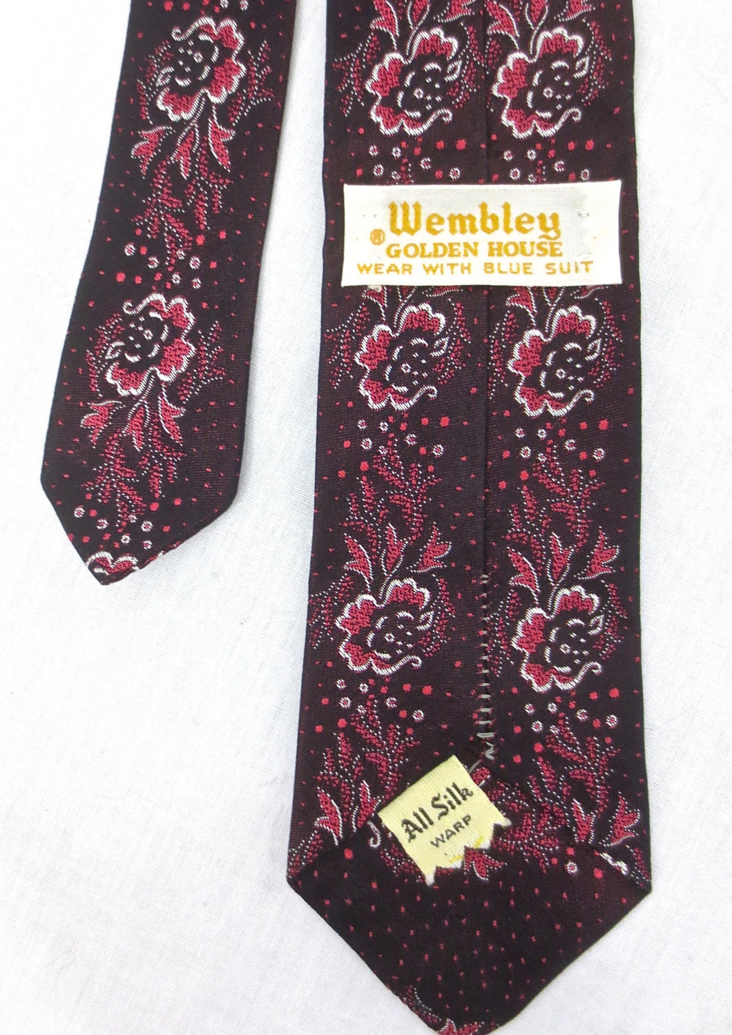 Vintage 1960's All Silk Black & Red Skinny WEMBLEY Necktie Cravat  Retro Silk Tie