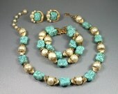 Vintage Crown Trifari Baroque Pearl Turquoise Glass Necklace Bracelet Earrings Set