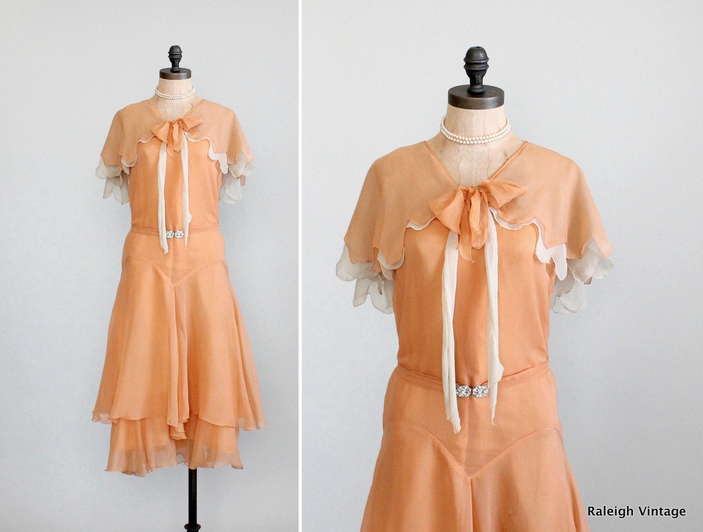 Vintage 1920s Dress : 20s 30s Peach Chiffon Flapper Dress