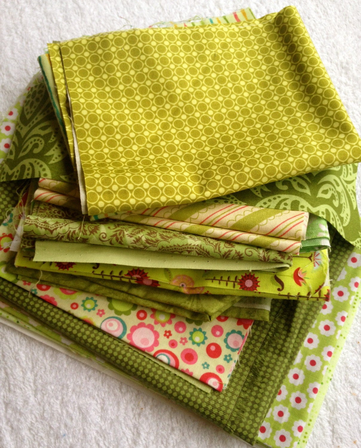 Surprise Fabric Scrap Bundle in Green