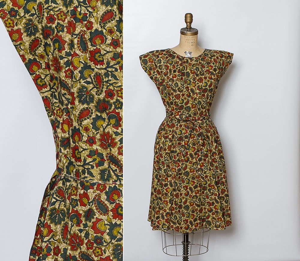 vintage 1950s Swirl wrap dress