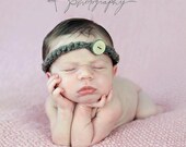 Chunky Newborn Tie Back with Natural Wood Button