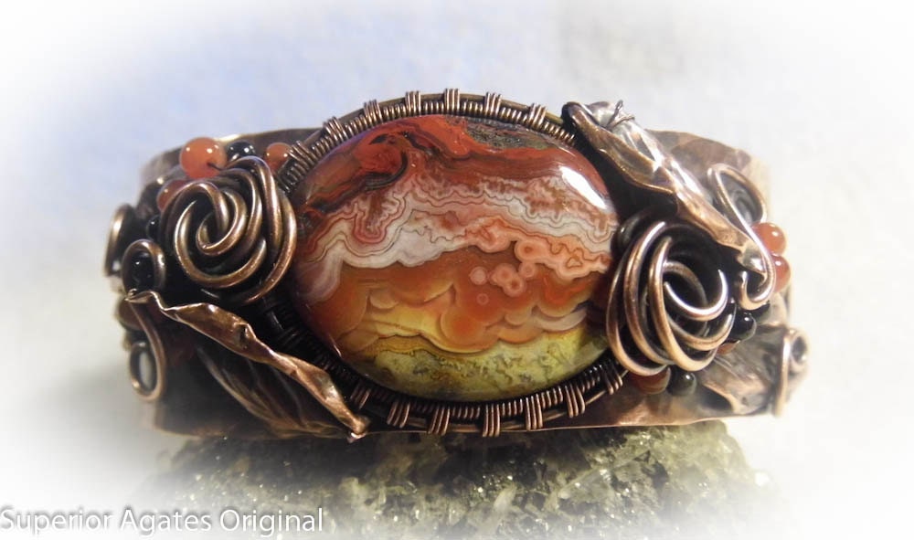 Mexican Crazy Lace Agate Copper Rose Leaf Hammered Cuff Bracelet Size 6