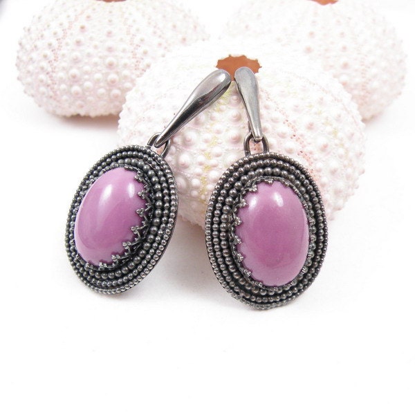 Retro sterling silver earrings , fine vintage style earrings , lavender gemstone earrings , metalwork jewelry