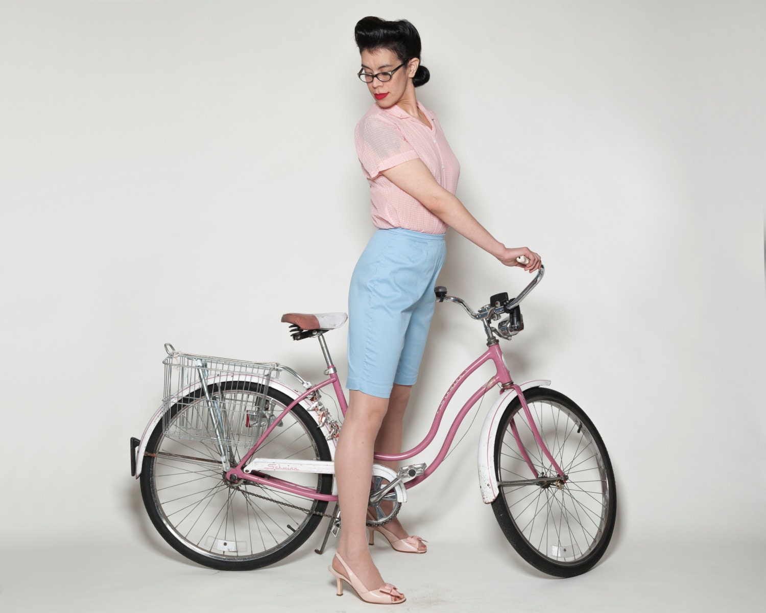 Vintage 1960s Jantzen Blue Shorts Pastel Bermuda Summer Fashions