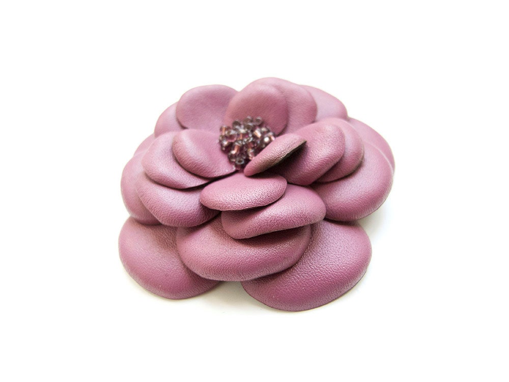 Dusty pale pink leather flower brooch