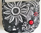 cute handbag in black, white and red