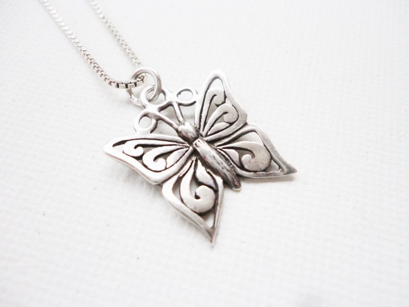 vintage small butterfly sterling pendant chain necklace  925
