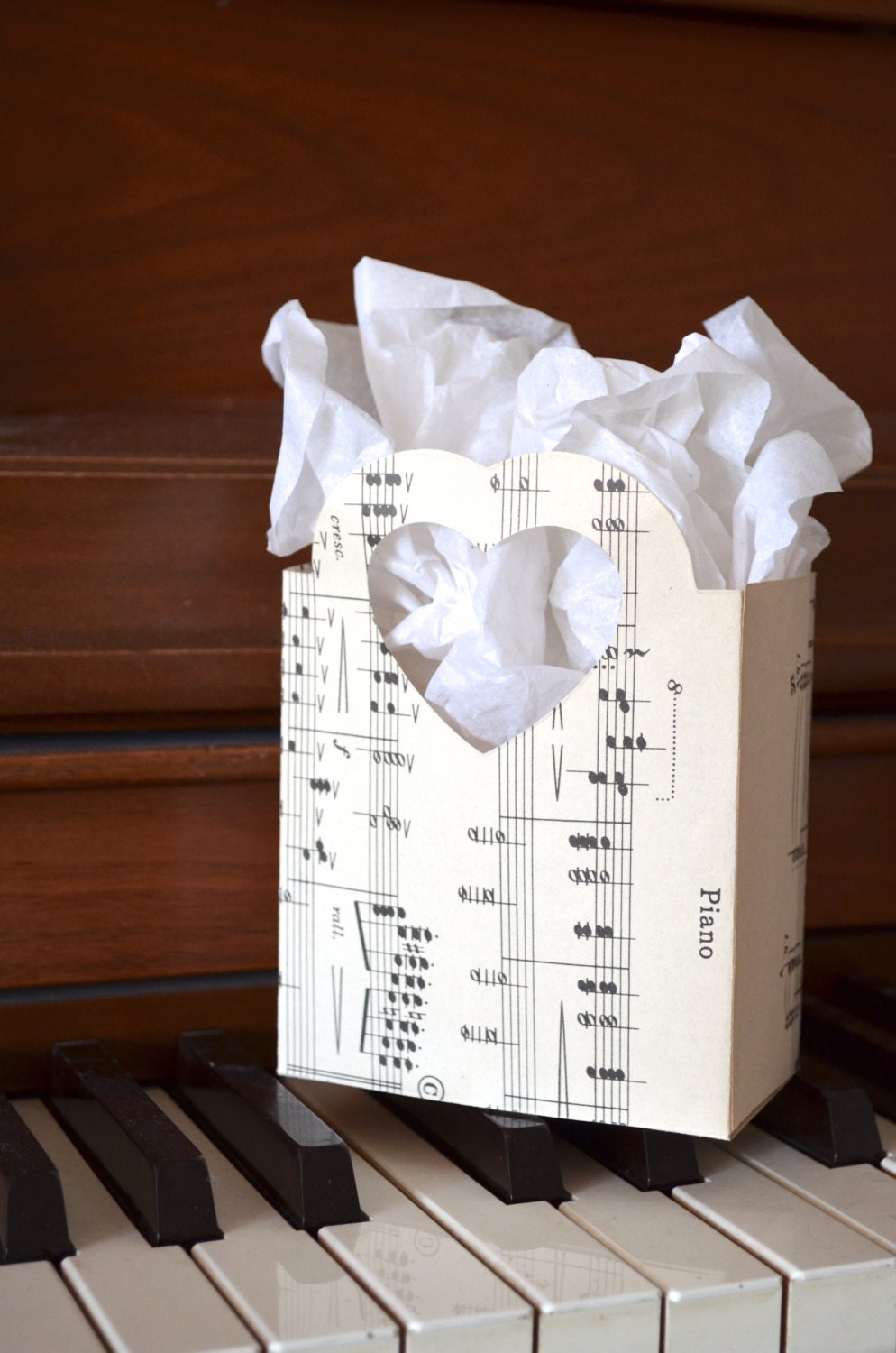 Vintage Music Heart Handled Gift Bags