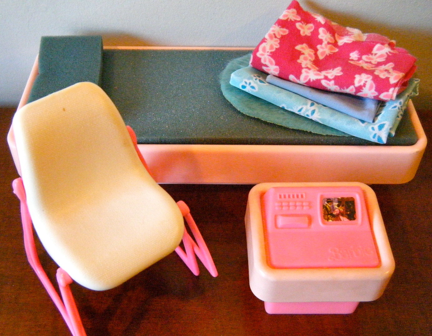 1977 Barbie Furniture, Bed, 2 Chairs and TV Console/ Command/Computer Station, All Pieces Vintage, Dark and Light Pink