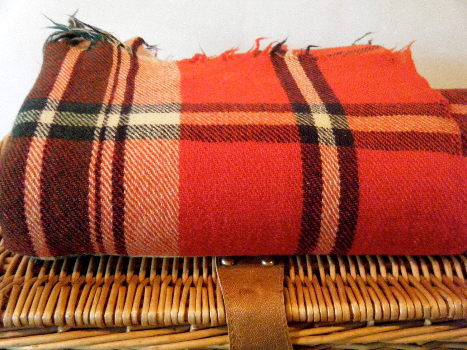 Vintage Classic Red Plaid Wool Throw Blanket, Everyday Use, Picnic Basket Blanket, Thinner Style Wool, Use As Shaw - KaiserVonVintage