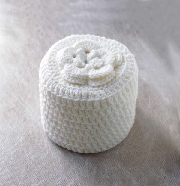 Cottage Rose Crochet Toilet Paper Cover, White Flower, Bathroom Home Fashion, Handmade