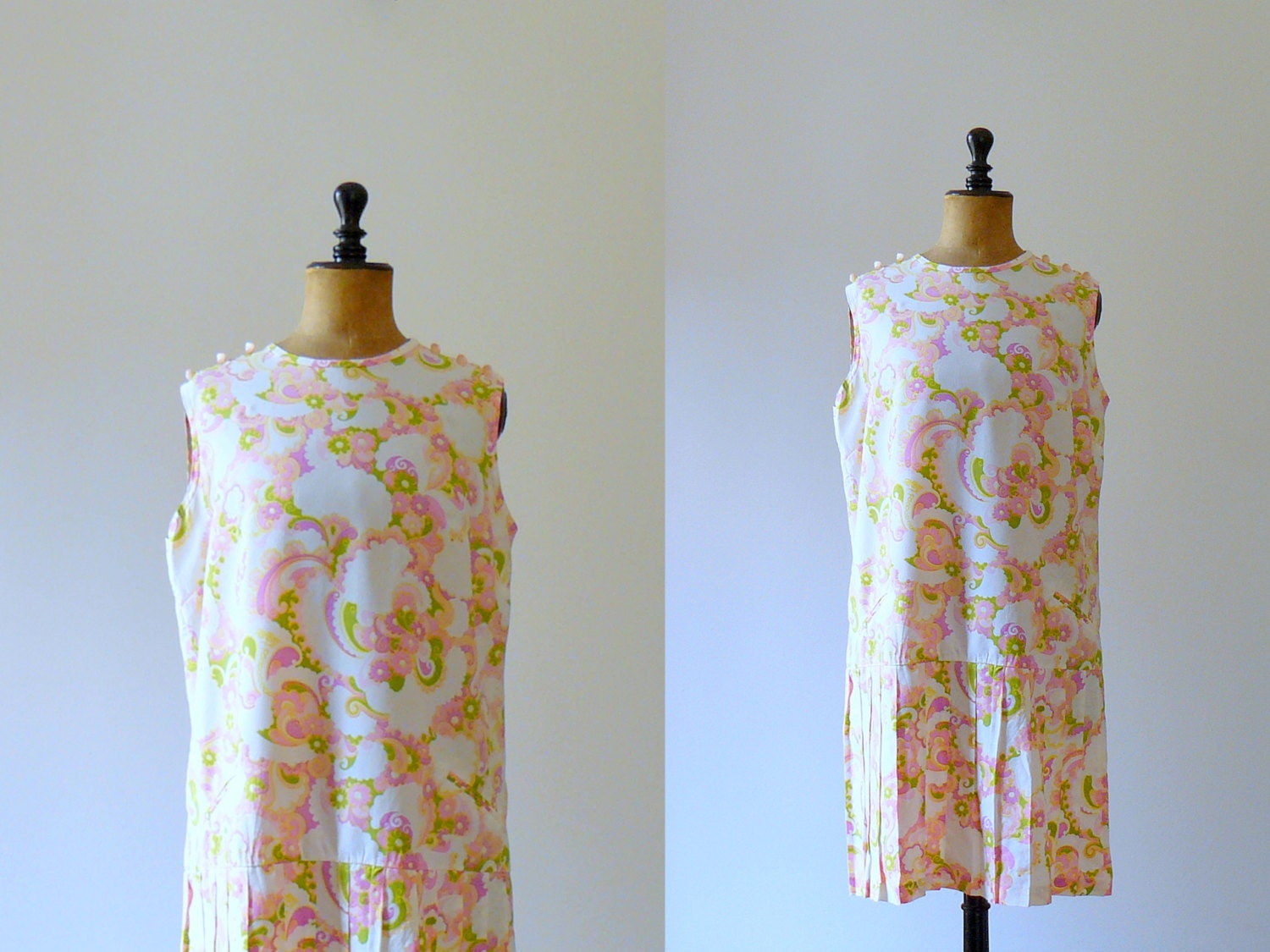 Vintage 1960s dress. Mod pink pleated skirt dress
