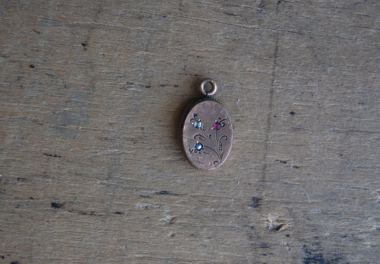 Victorian pendant with seed pearl / FONDEST WISH