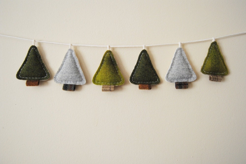 Earth Day - Renewable Wool Tree Garland - Primitive Pine Home Decor - Cabin Art