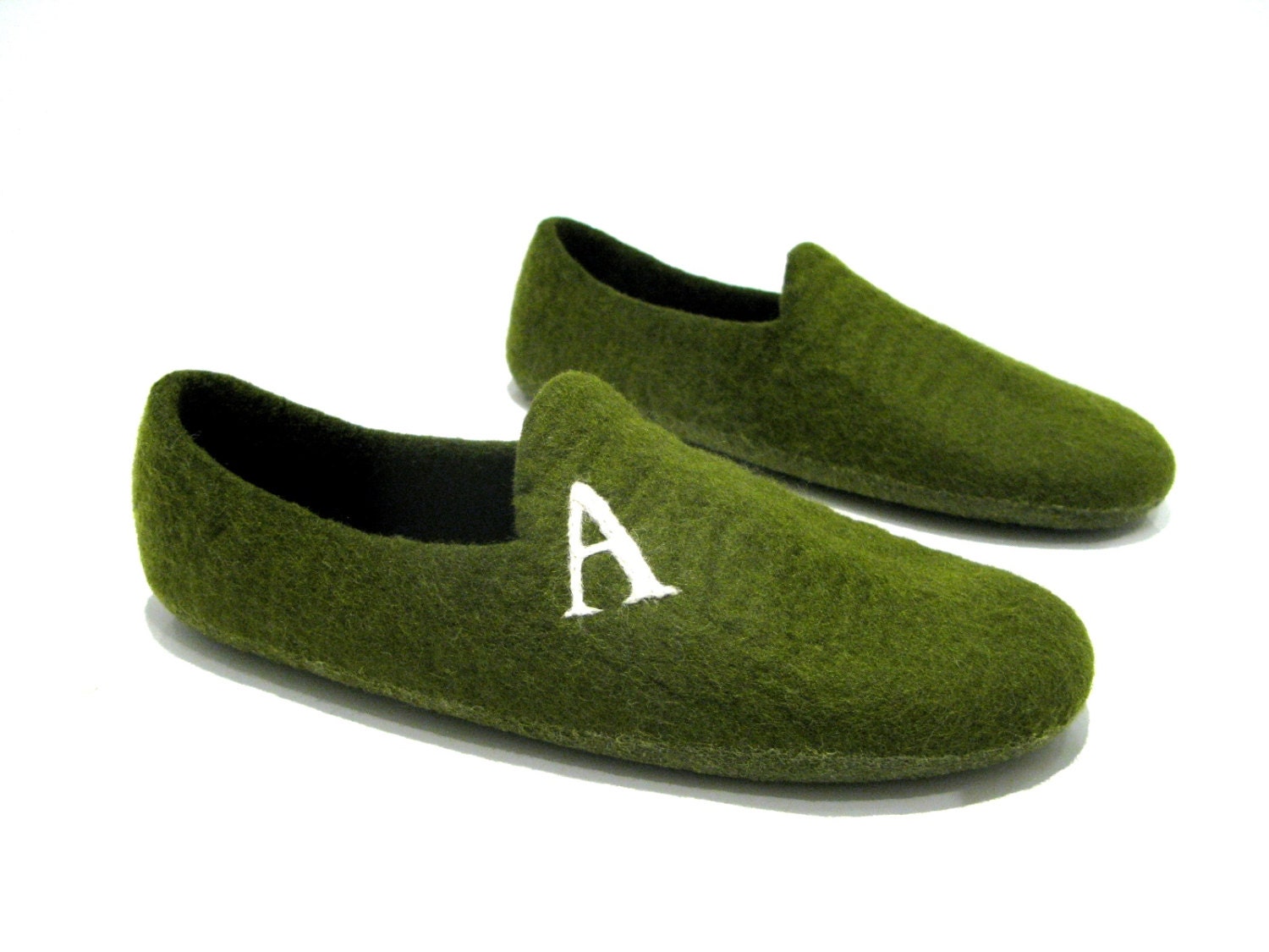 Felted mens slippers with inicials
