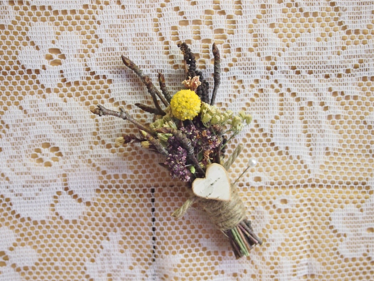 COUNTRY SPRING Dried Flower Boutonniere - Perfect for your Rustic Woodland Wedding