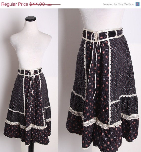 Vintage Floral Gunne Sax Prairie Dress  with Lace and Ribbon trim / Skirt / Skirts / Vintage Skirt / Floral Skirt / 1401