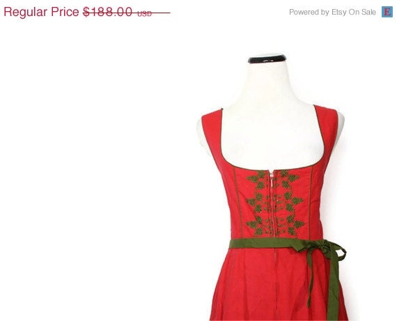 Red and Green German Austrian Dirndl Peasant Dress / Vintage Dress / Vintage Dresses / Christmas Dresses / Holiday Dresses  / 1475 - aiseirigh