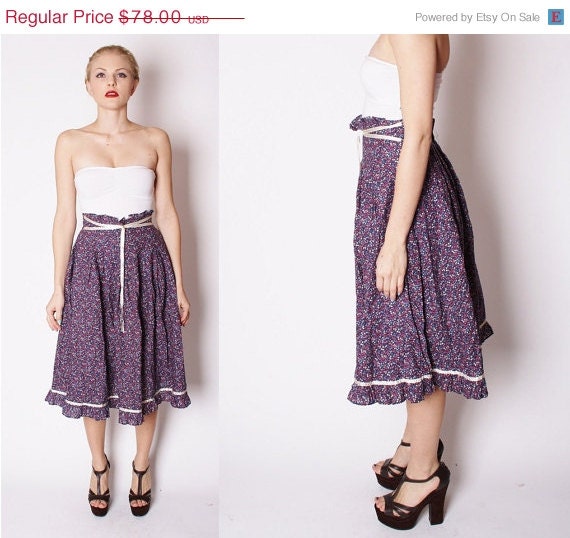 Gunne Sax Delicate Floral Boho Hippie Prairie Lace and Ribbon Trim Velvet Skirt / Gunne Sax Skirt / Spring Floral / Bohemian / 1741