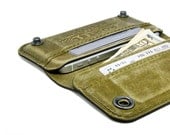 RETROMODERN aged leather iPhone wallet - - OLIVE
