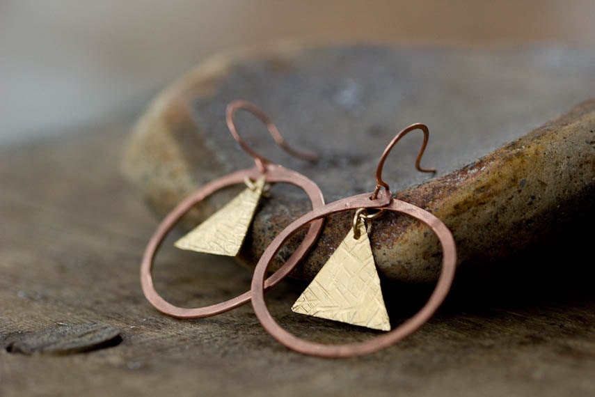 Geometric Copper Circle and Textured Triangle Earrings - RootsAndWingsJewelry