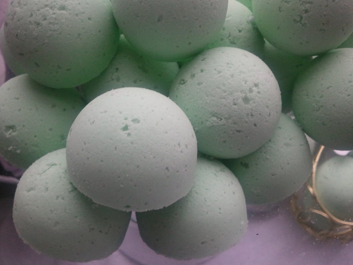 12 bath bombs CoLoR CrAzE 1 oz each (select scents Kids Love) our Little Bag of Balls - Kids Spa Parties favorites