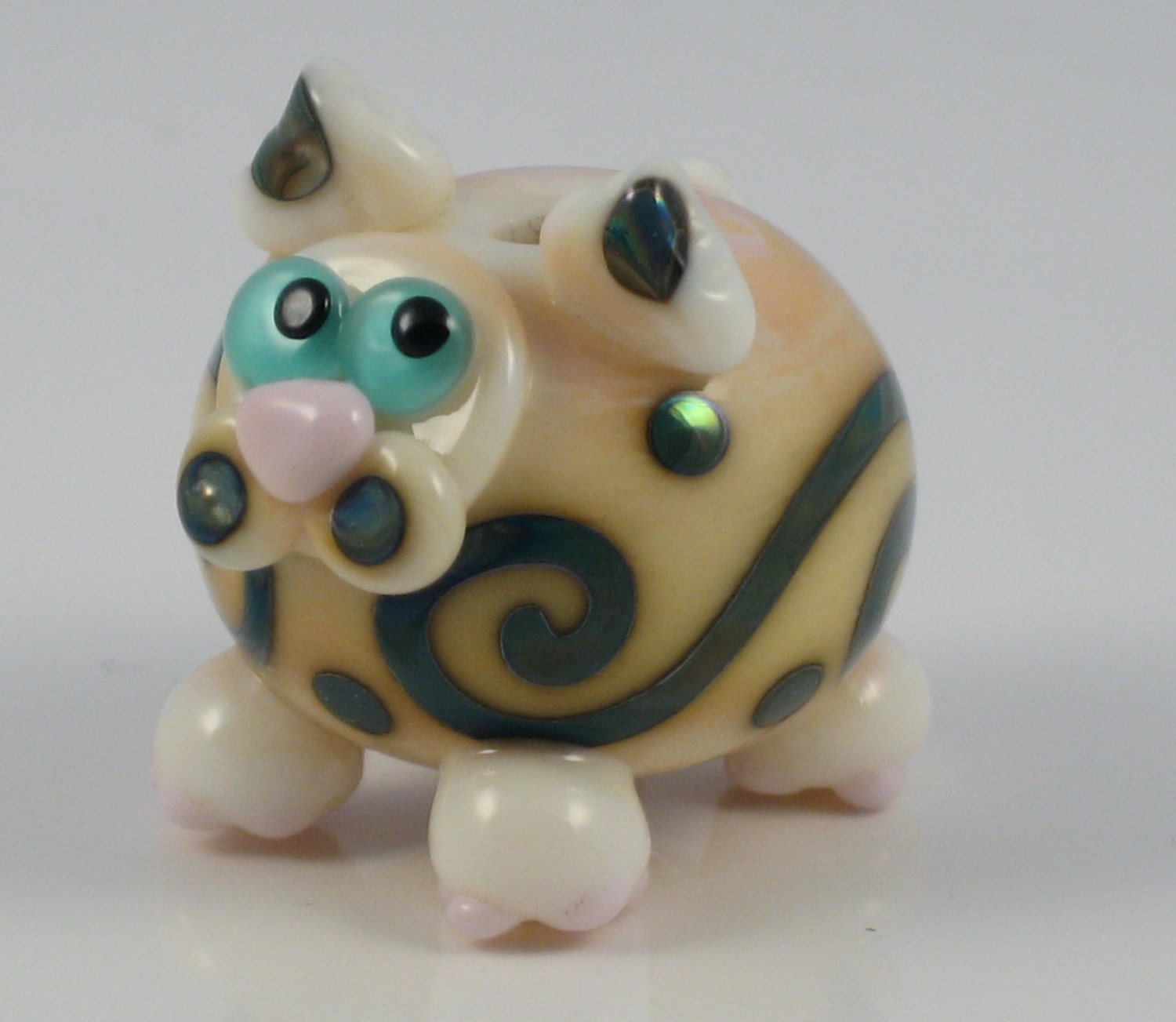 Cream and Silver Glass Fat Cat Kitten Lampwork Glass Homemade SRA Bead NLC Beads leteam